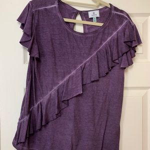 Susina Crew Neck T Shirt With Ruffle Accent M